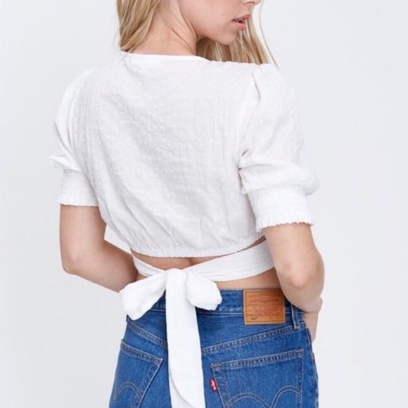 Cloud Nine | Crop Blouse - Picture 5 of 5